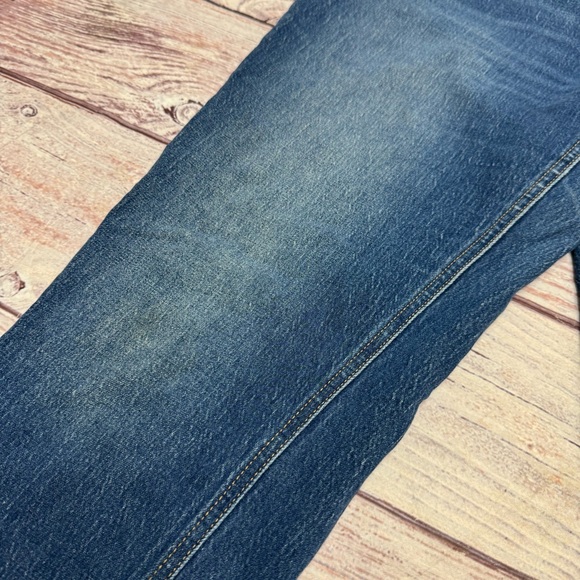 Old Navy Mid Rise Wow Boyfriend Medium Wash Size 16 Tall Long - Picture 8 of 9